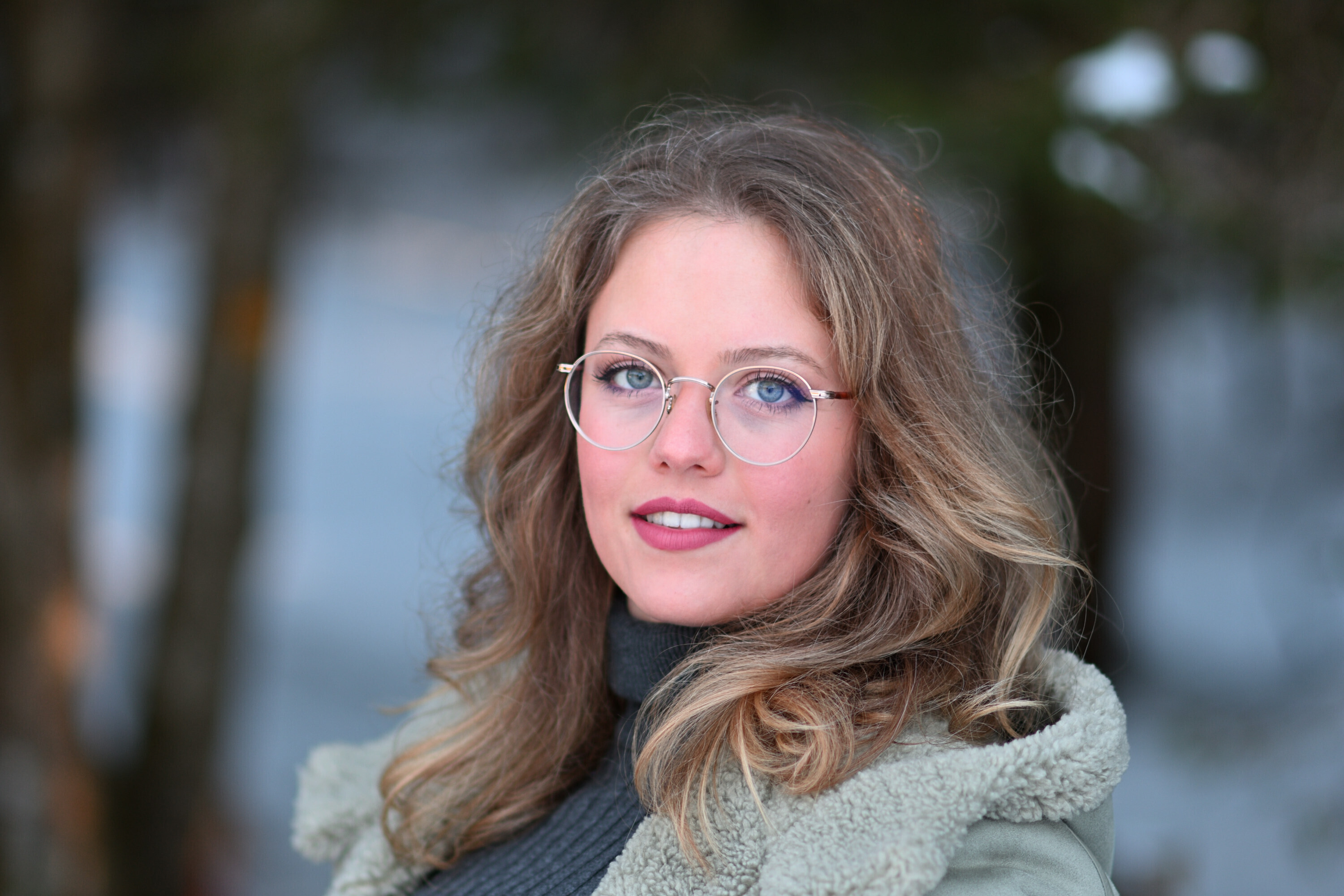 Auf diesem Bild bin ich, Alessia Bärtsch, als Gründerin und Beratende Person von fairNEss zu sehen.